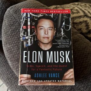 Elon Musk Book by Ashlee Vance